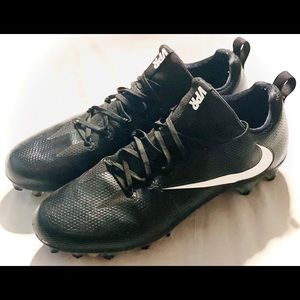 NIKE Football Black Cleats Size 13